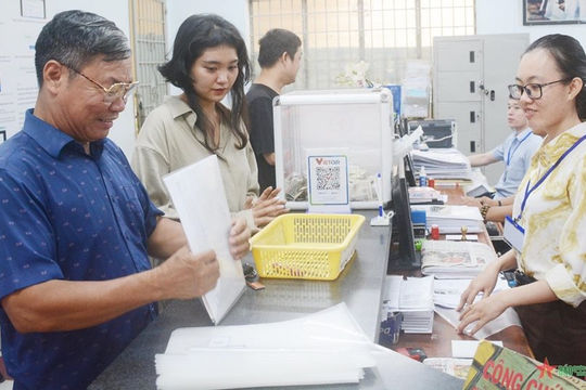 TP. Hồ Chí Minh tiết kiệm kinh phí quản lý hành chính TP. Hồ Chí Minh tiết kiệm kinh phí quản lý hành chính