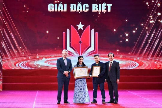 Trao Giải báo chí toàn quốc “Vì sự nghiệp Giáo dục Việt Nam” năm 2023