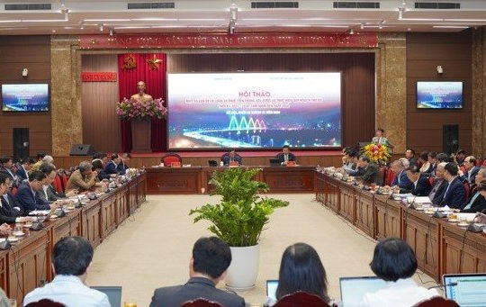 Văn hóa và con người vừa là nền tảng, nguồn lực, động lực phát triển Thủ đô Văn hóa và con người vừa là nền tảng, nguồn lực, động lực phát triển Thủ đô