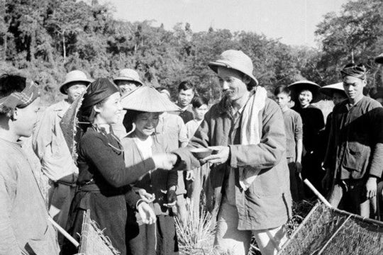 Phải làm cho dân hiểu, để cho dân biết Phải làm cho dân hiểu, để cho dân biết