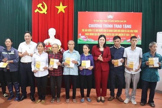 Đưa chỉ tiêu phát triển người tham gia bảo hiểm vào kế hoạch phát triển kinh tế - xã hội hàng năm