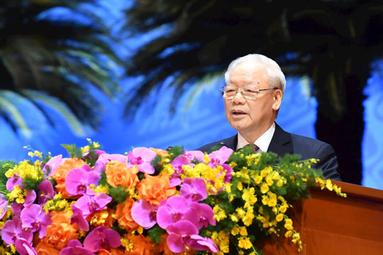 Xây dựng giai cấp công nhân và tổ chức Công đoàn ngày càng vững mạnh toàn diện