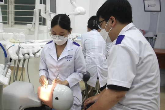 Từ năm 2024, nhiều ngành học khối Sức khỏe được miễn toàn bộ học phí