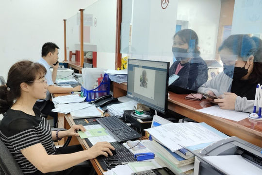 Yên Bái: Vượt 2% chỉ tiêu người nhận chế độ bảo hiểm qua tài khoản ngân hàng