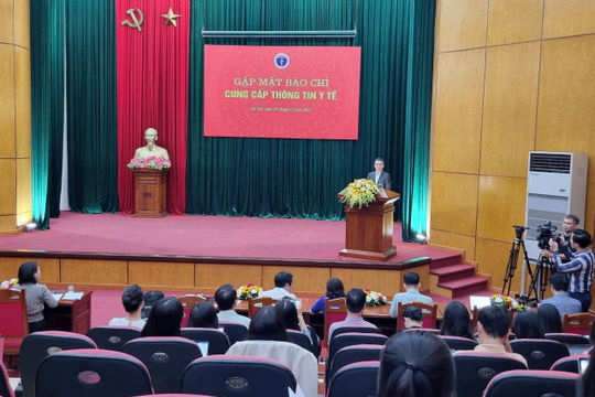 Giải quyết căn cơ tình trạng thiếu vắc xin