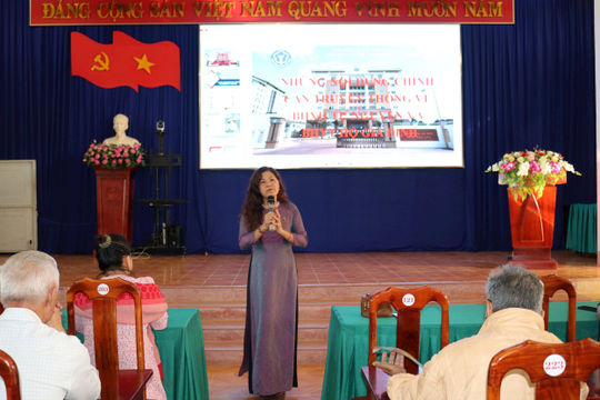 Tuyên truyền chính sách bảo hiểm cho hội viên Hội Chữ thập đỏ 