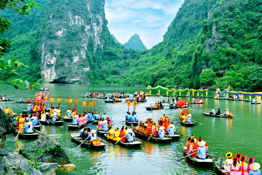 Công bố Top 10 Công ty Du lịch và Top 5 Khách sạn, Resort uy tín năm 2023 Công bố Top 10 Công ty Du lịch và Top 5 Khách sạn, Resort uy tín năm 2023