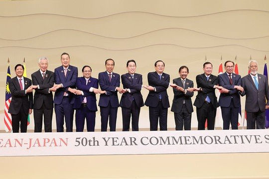 3 phương hướng lớn để con thuyền ASEAN - Nhật Bản vượt mọi thách thức, rẽ sóng vươn xa 3 phương hướng lớn để con thuyền ASEAN - Nhật Bản vượt mọi thách thức, rẽ sóng vươn xa