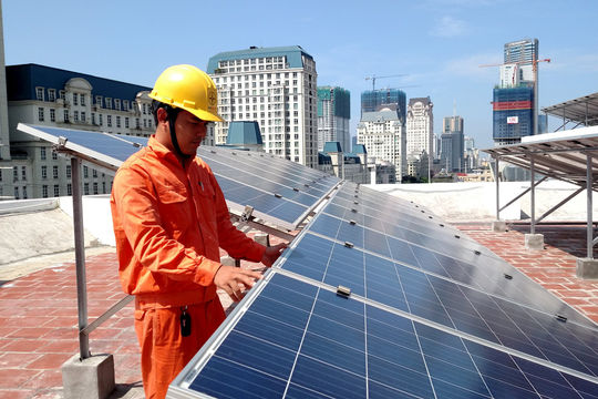 Tăng cường giám sát, kiểm toán, thanh tra, xử lý dứt điểm các sai phạm trong lĩnh vực năng lượng Tăng cường giám sát, kiểm toán, thanh tra, xử lý dứt điểm các sai phạm trong lĩnh vực năng lượng