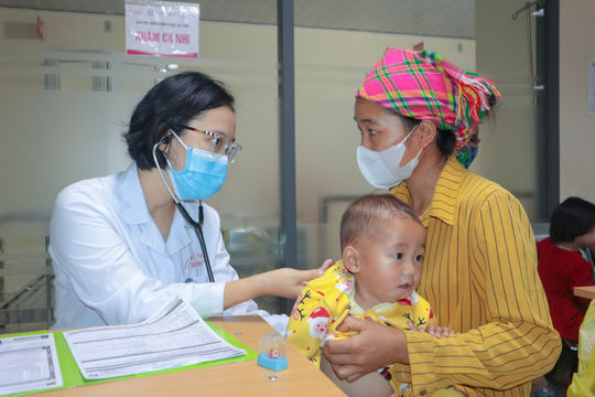 Đẩy mạnh số hóa, giảm phiền hà về thủ tục khám, chữa bệnh bảo hiểm y tế Đẩy mạnh số hóa, giảm phiền hà về thủ tục khám, chữa bệnh bảo hiểm y tế