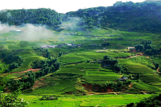 Phấn đấu đến năm 2030, Sơn La trở thành tỉnh phát triển nhanh, toàn diện, bền vững Phấn đấu đến năm 2030, Sơn La trở thành tỉnh phát triển nhanh, toàn diện, bền vững