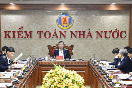 Phát huy vai trò lãnh đạo, chỉ đạo, thực hiện thắng lợi nhiệm vụ chính trị trọng tâm