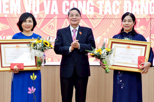 Khen thưởng nhiều tập thể, cá nhân của Kiểm toán nhà nước có thành tích xuất sắc trong năm 2023