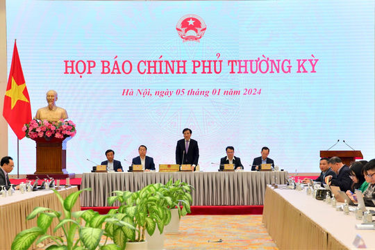 Tăng trưởng kinh tế năm 2023 của Việt Nam là điểm sáng của kinh tế toàn cầu