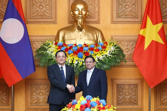 Việt Nam-Lào tăng cường kết nối hai nền kinh tế, thúc đẩy các dự án hợp tác trọng điểm
 Việt Nam-Lào tăng cường kết nối hai nền kinh tế, thúc đẩy các dự án hợp tác trọng điểm