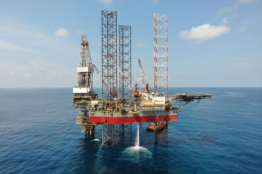 Petrovietnam vững chí bền lòng, đi trong gió ngược Petrovietnam vững chí bền lòng, đi trong gió ngược