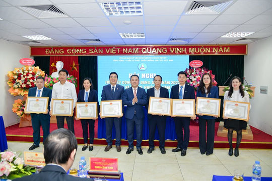 Doanh thu vượt kế hoạch, VEC đạt lợi nhuận sau thuế 593 tỷ đồng Doanh thu vượt kế hoạch, VEC đạt lợi nhuận sau thuế 593 tỷ đồng