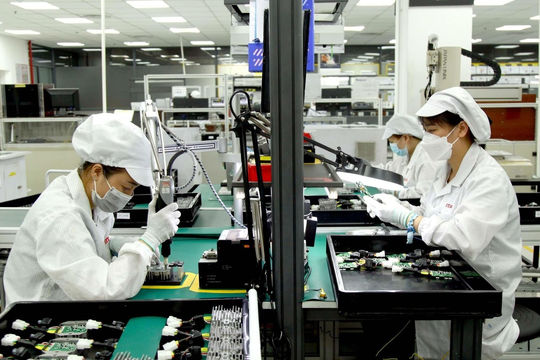 Doanh nghiệp tiếp tục duy trì nỗ lực “vượt sóng” Doanh nghiệp tiếp tục duy trì nỗ lực “vượt sóng”