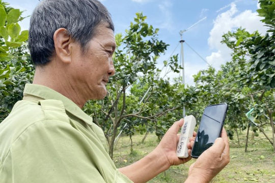 Hỗ trợ thiết bị thông minh cho hộ nghèo, cận nghèo, gia đình chính sách xã hội