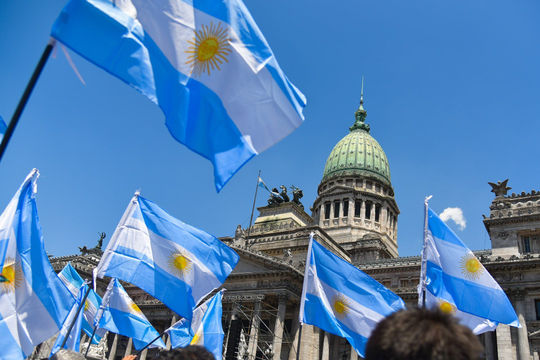 Argentina quyết tâm giảm thâm hụt ngân sách