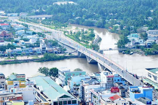 Bến Tre tập trung phát triển kinh tế theo 3 vùng, 5 hành lang 