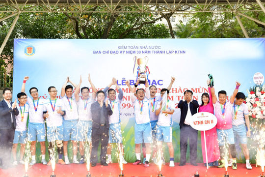 Giải bóng đá kỷ niệm 30 năm thành lập Kiểm toán nhà nước kết thúc tốt đẹp