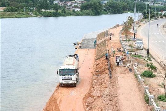 Quảng Trị: Phấn đấu giải ngân 100% kế hoạch vốn đầu tư công năm 2024 Quảng Trị: Phấn đấu giải ngân 100% kế hoạch vốn đầu tư công năm 2024
