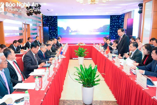 Việt Nam - Lào: Chia sẻ kinh nghiệm xây dựng thể chế, ngân sách
