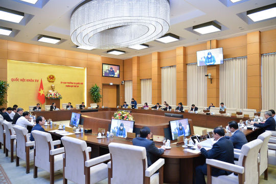 Bảo đảm khách quan, minh bạch, kịp thời của hoạt động giải trình Bảo đảm khách quan, minh bạch, kịp thời của hoạt động giải trình