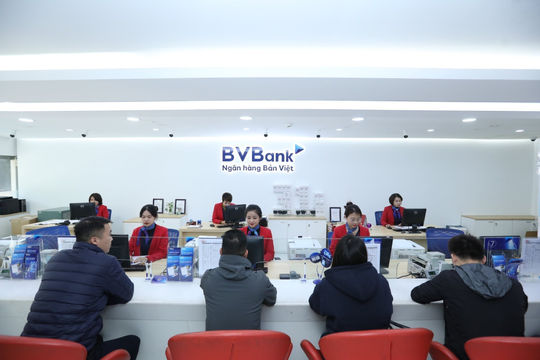 Nhiều nhà băng chọn hy sinh lợi nhuận để hỗ trợ nền kinh tế