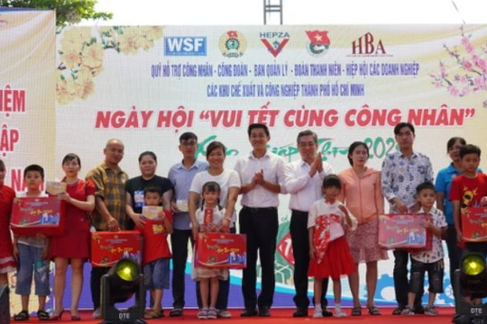 Thành phố Hồ Chí Minh: Tổ chức Ngày hội “Vui tết cùng công nhân”  Thành phố Hồ Chí Minh: Tổ chức Ngày hội “Vui tết cùng công nhân”