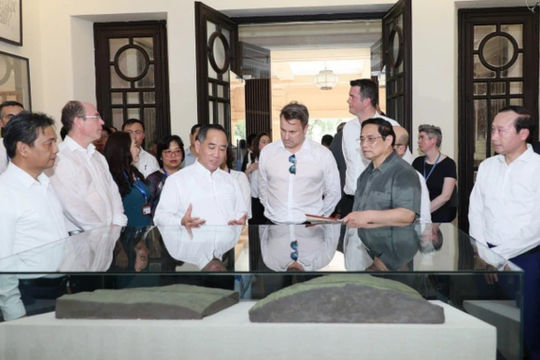 Để bảo tàng đến gần hơn với công chúng  Để bảo tàng đến gần hơn với công chúng