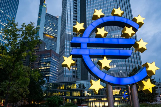 Ủy ban châu Âu hạ dự báo lạm phát và tăng trưởng kinh tế Eurozone năm 2024