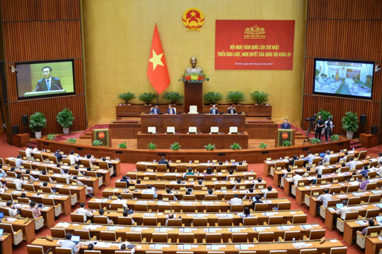 Bảo đảm đưa các luật, nghị quyết của Quốc hội vào cuộc sống Bảo đảm đưa các luật, nghị quyết của Quốc hội vào cuộc sống