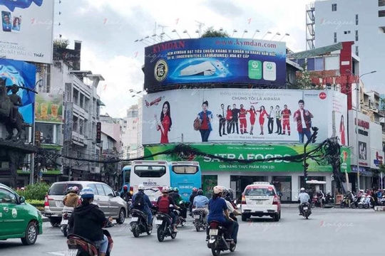 Thành phố Hồ Chí Minh: Tăng cường quản lý hoạt động quảng cáo 