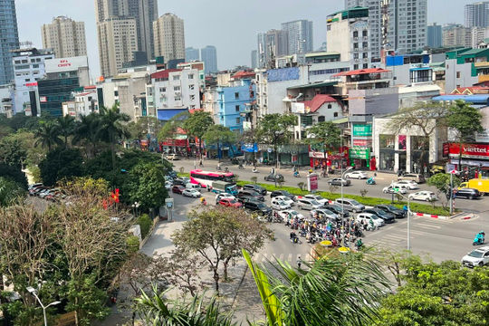 Thời tiết Hà Nội trong hai ngày tới nhiệt độ nóng như đầu mùa hè  Thời tiết Hà Nội trong hai ngày tới nhiệt độ nóng như đầu mùa hè