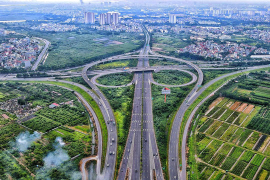 Đầu tư công năm 2024: Tránh dàn trải để tăng hiệu quả Đầu tư công năm 2024: Tránh dàn trải để tăng hiệu quả