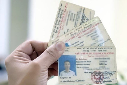 Bộ Công an đề xuất bỏ, thay đổi ba hạng lái xe trong dự thảo Luật Trật tự, an toàn giao thông đường bộ