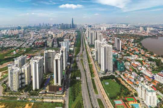 Đổi mới toàn diện để phát triển bền vững đô thị