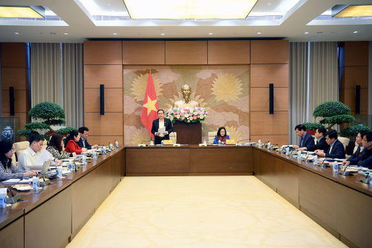 Khẩn trương hoàn thiện danh mục vị trí việc làm và chính sách tiền lương mới