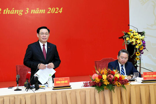 Khánh Hòa cần phấn đấu trở thành trung tâm kinh tế biển lớn của cả nước