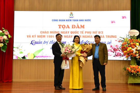 Phụ nữ Kiểm toán nhà nước “tìm cách” cân bằng thời gian gia đình và công sở