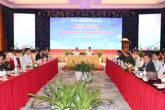 Nghệ An: Đối thoại doanh nghiệp, bàn giải pháp đẩy mạnh xuất khẩu năm 2024 Nghệ An: Đối thoại doanh nghiệp, bàn giải pháp đẩy mạnh xuất khẩu năm 2024