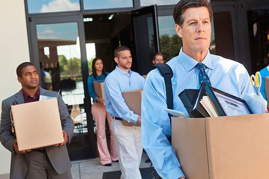 S&P Global Ratings: Làn sóng vỡ nợ doanh nghiệp bủa vây thế giới