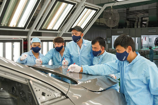 Phát triển ngành công nghiệp ô tô trong nước: Cần sự hỗ trợ của những doanh nghiệp “đầu tàu”