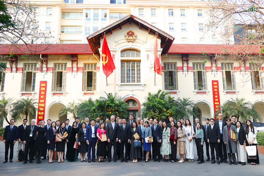 Tăng cường hợp tác trong lĩnh vực công nghệ số với Hoa Kỳ Tăng cường hợp tác trong lĩnh vực công nghệ số với Hoa Kỳ