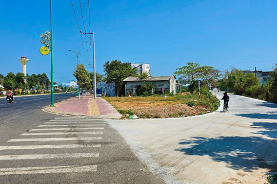 Hệ số điều chỉnh giá đất ở nông thôn tại huyện Phú Quý tăng đến 95%  Hệ số điều chỉnh giá đất ở nông thôn tại huyện Phú Quý tăng đến 95%