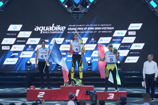 Trao giải đua mô tô nước thế giới 2024