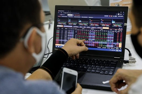 VNDirect đưa ra phương án khắc phục tổn thất cho khách hàng