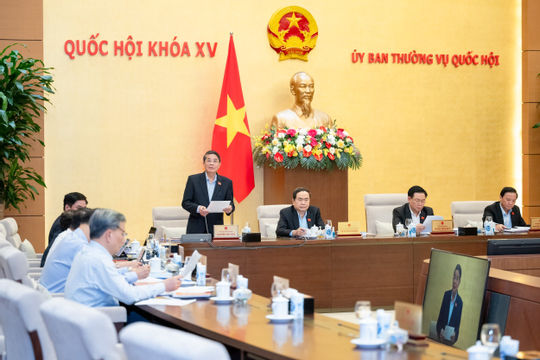 Hoàn thiện Dự thảo Nghị quyết của Ủy ban Thường vụ Quốc hội về vị trí việc làm